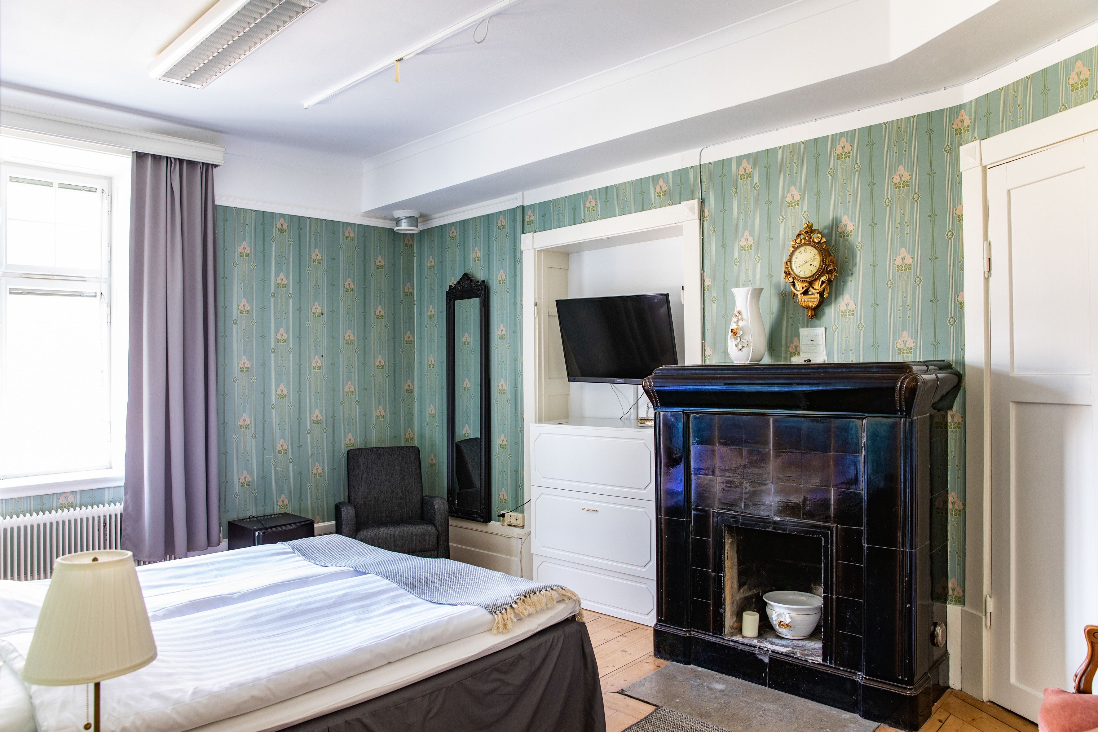 بديكورات فريدة لكل غرفة وطراز فريد لكل وحدة وواي فاي مجانًا