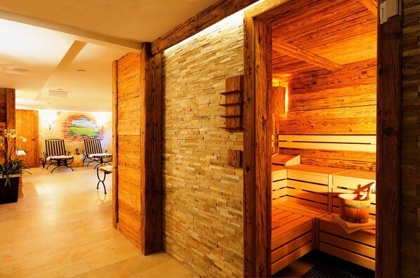5 treatment rooms