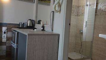 Dobbeltrom, sjøutsikt | Bad | Hårføner og håndklær