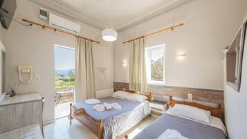 Premium bedding, Select Comfort beds, minibar, in-room safe
