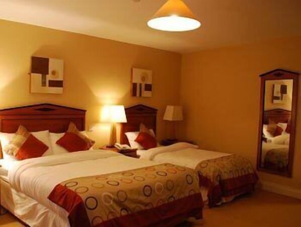In-room safe, iron/ironing board, free cots/infant beds, rollaway beds