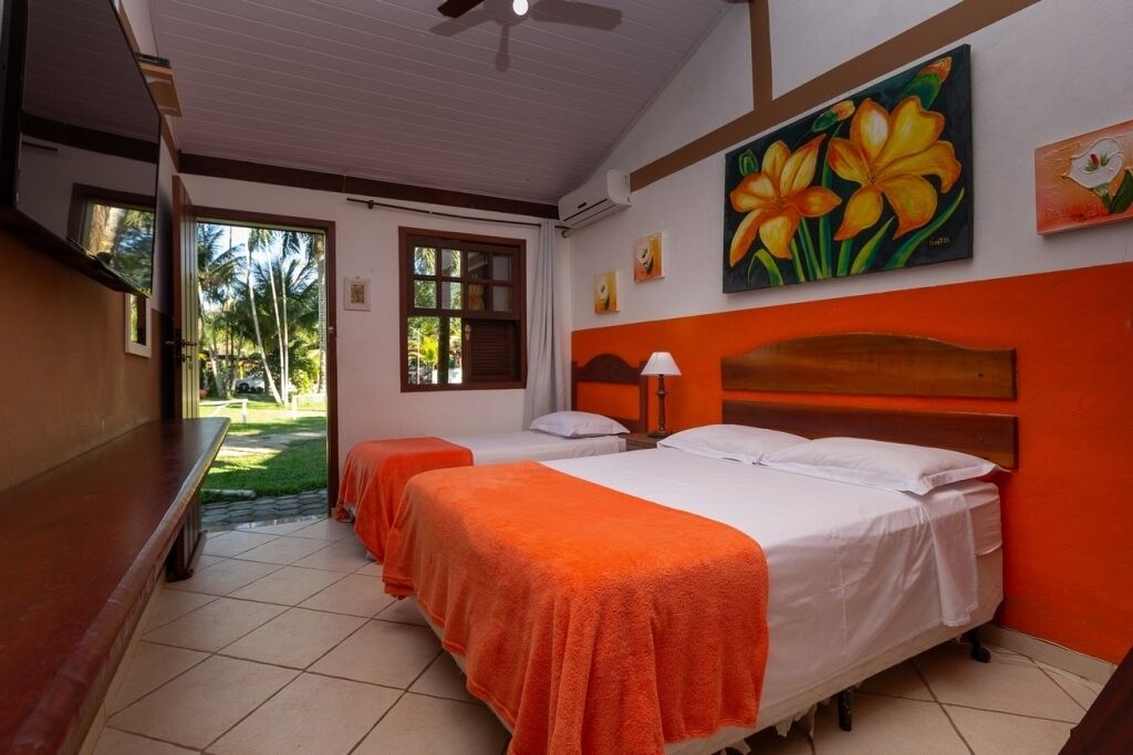 Family Room | 1 bedroom, minibar, free WiFi, bed sheets