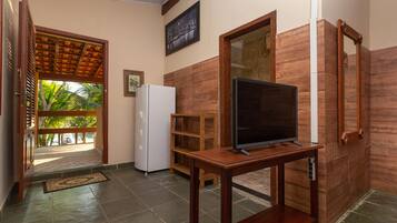 Superior Quadruple Room | 1 bedroom, minibar, free WiFi, bed sheets