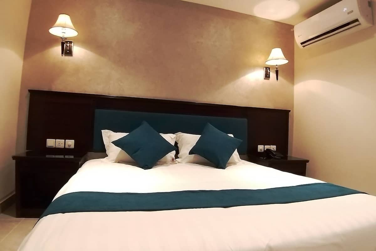 minibar, in-room safe, desk, iron/ironing board