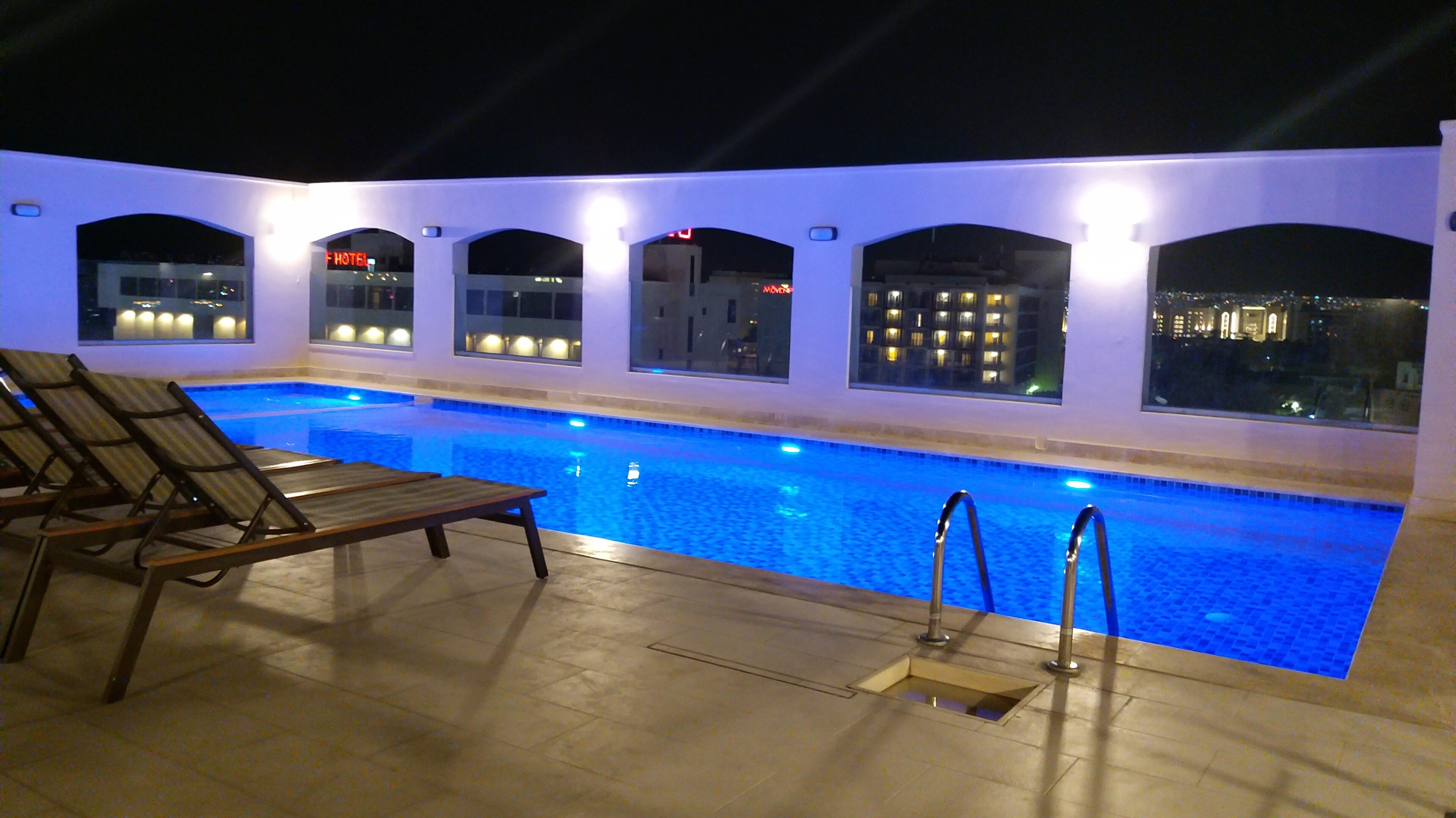 outdoor pool, pool loungers