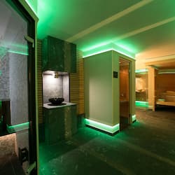 Turkish bath/hammam, body treatments, aromatherapy, thalassotherapy