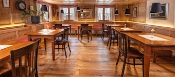Hotel Hirsch