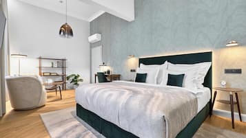 Deluxe Double Room | Premium bedding, down duvets, Select Comfort beds, in-room safe