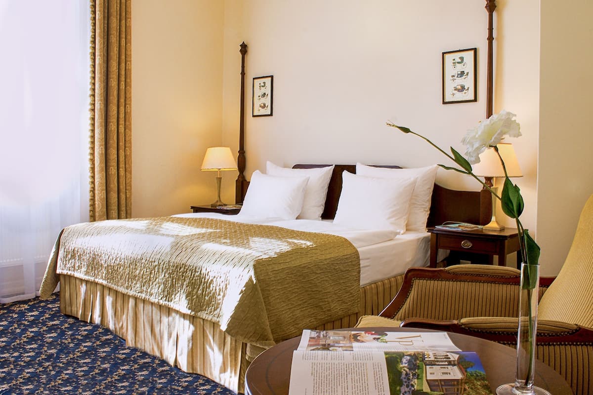 double room | 2 bedrooms, premium bedding, pillow-top beds, minibar