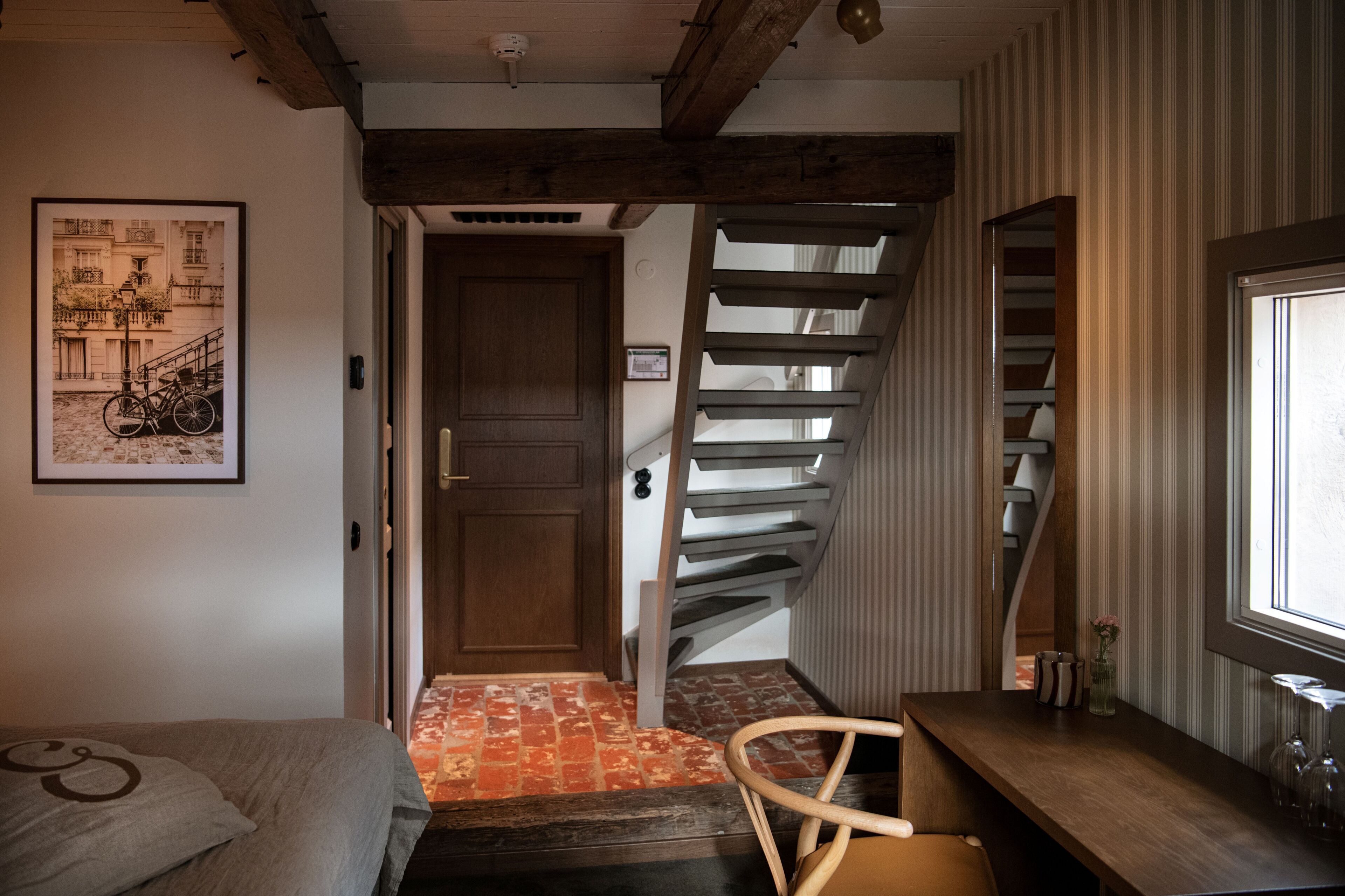 Double Room Etage | 獨特裝潢、布置獨特、遮光布/窗簾、熨斗/熨衣板