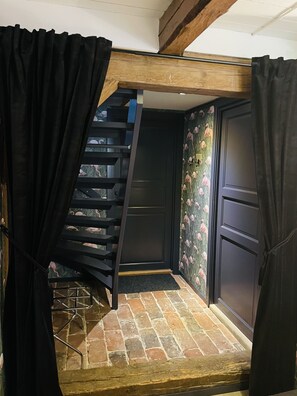 Double Room Etage | ห้องพักตกแต่งอย่างมีเอกลักษณ์, ตกแต่งพิเศษโดยเฉพาะ, ผ้าม่านกันแสง
