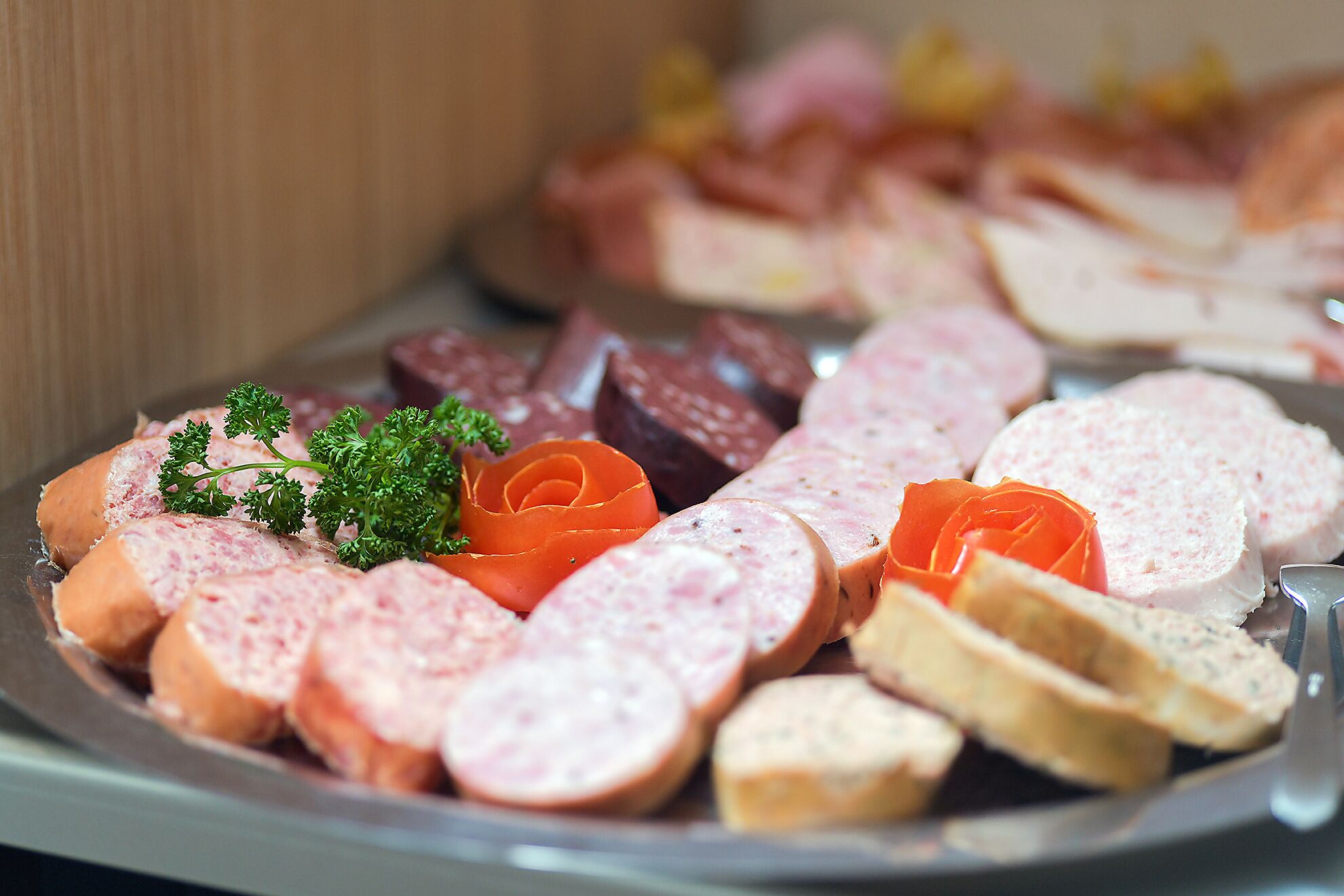 free buffet breakfast