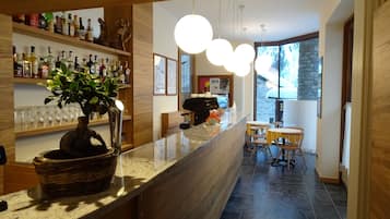 Bar (en la propiedad)