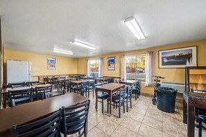 Petit déjeuner continental compris tous les jours
