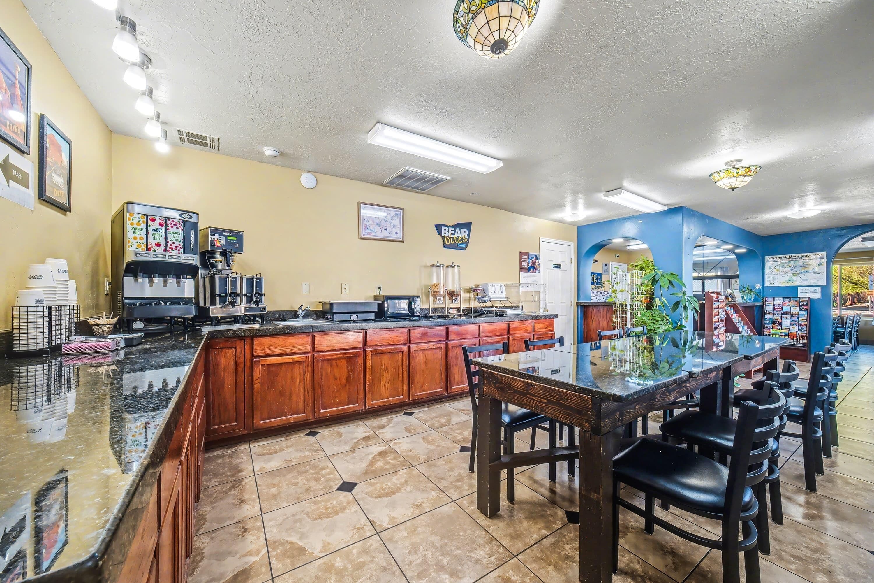 Free daily continental breakfast