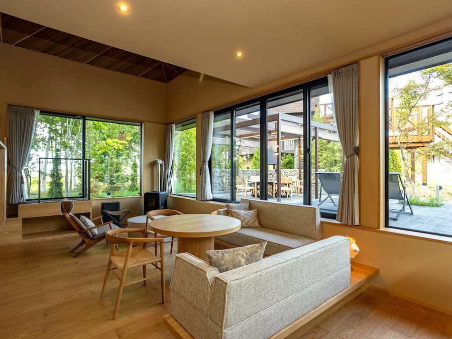 Coffres-forts dans les chambres, bureau, Wi-Fi gratuit, draps fournis