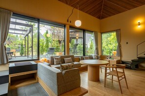 In-room safe, desk, blackout curtains, free WiFi - HOKUTEN NO OKA Lake Abashiri Tsuruga Resort (Abashiri)