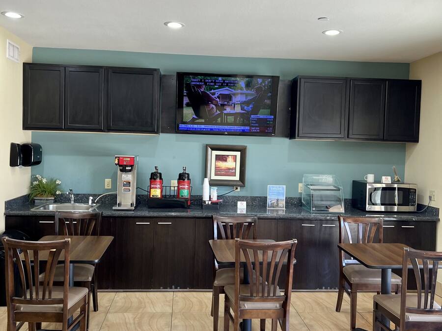 Free daily on-the-go breakfast