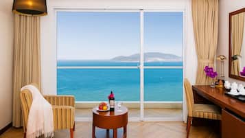 Beach/ocean view