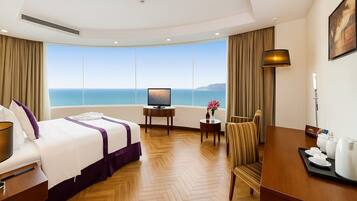 Senior-Zimmer, 1 King-Bett, Meerblick (King) | Minibar, Zimmersafe, Schreibtisch, Verdunkelungsvorhänge