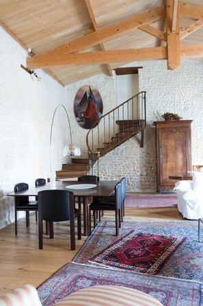 Lobby lounge - La Bribaudonnière (Saint-Palais-de-Phiolin)