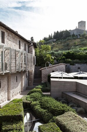 Property grounds - Nun Assisi Relais Spa Museum (Assisi)