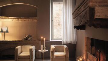 Coin salon dans le hall