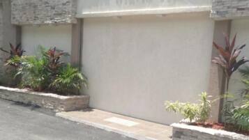 Bagian depan properti