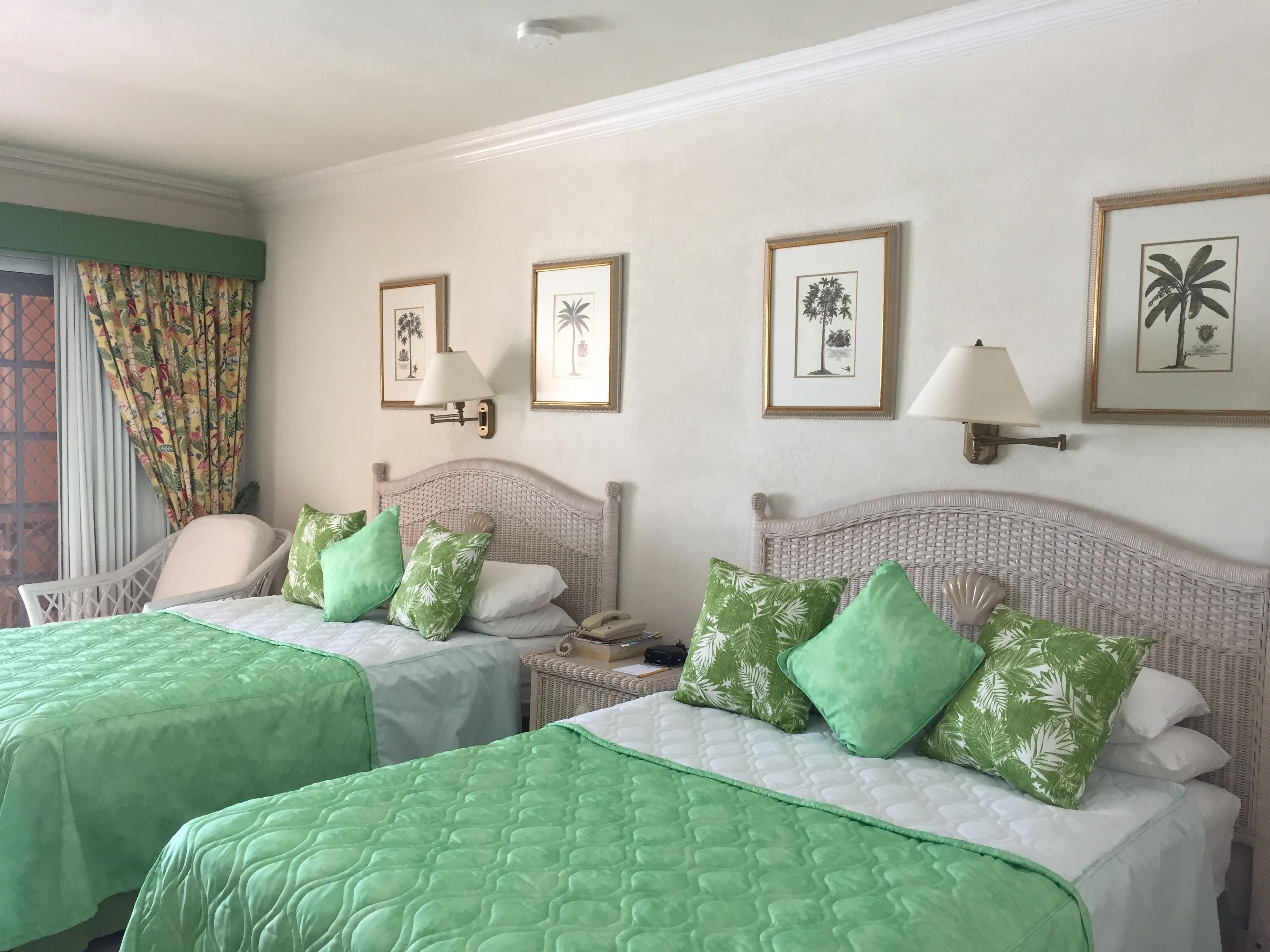 1 bedroom, in-room safe, desk, blackout curtains