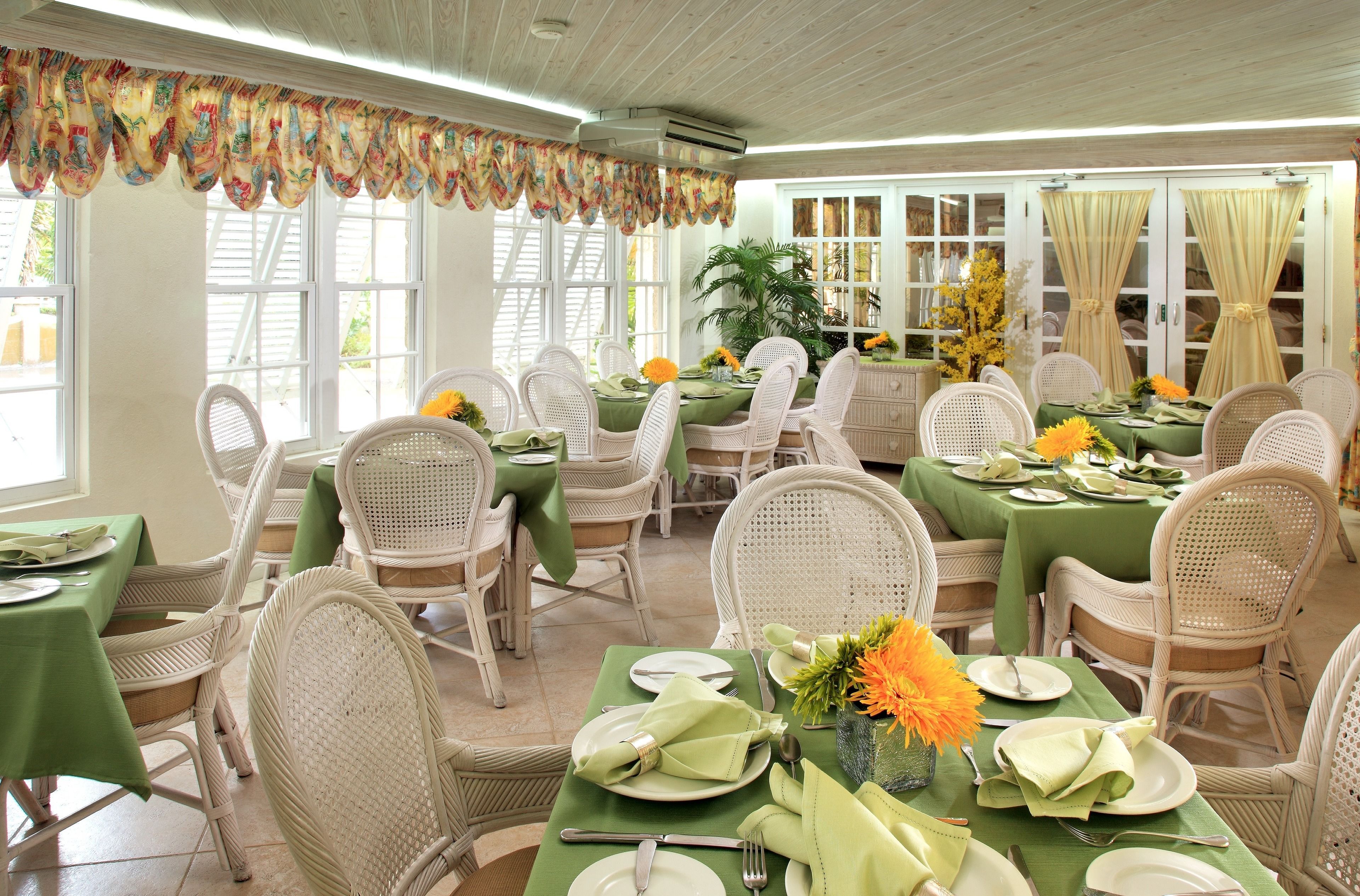 breakfast and lunch served