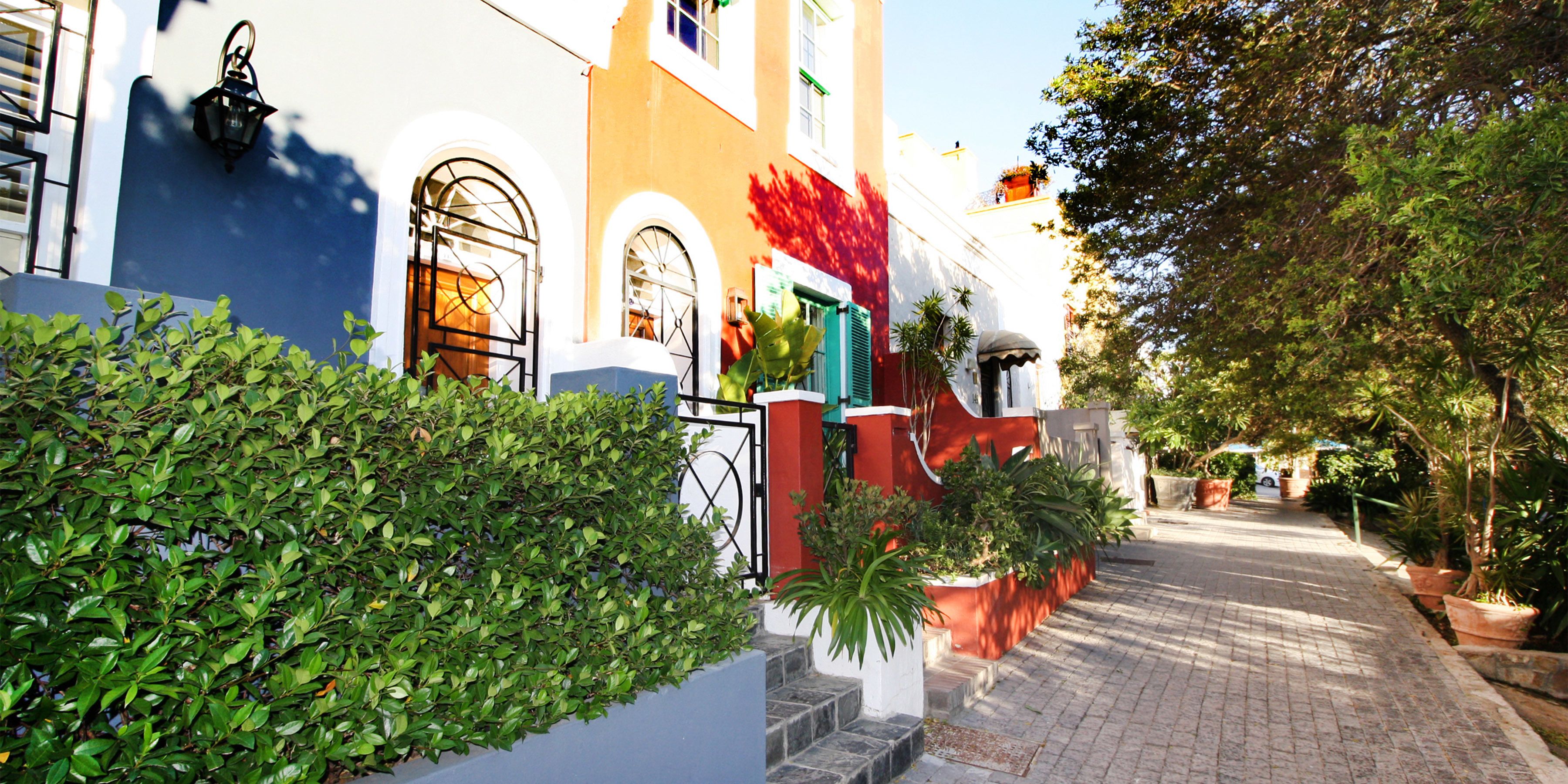 تفاصيل الفندق من الخارج