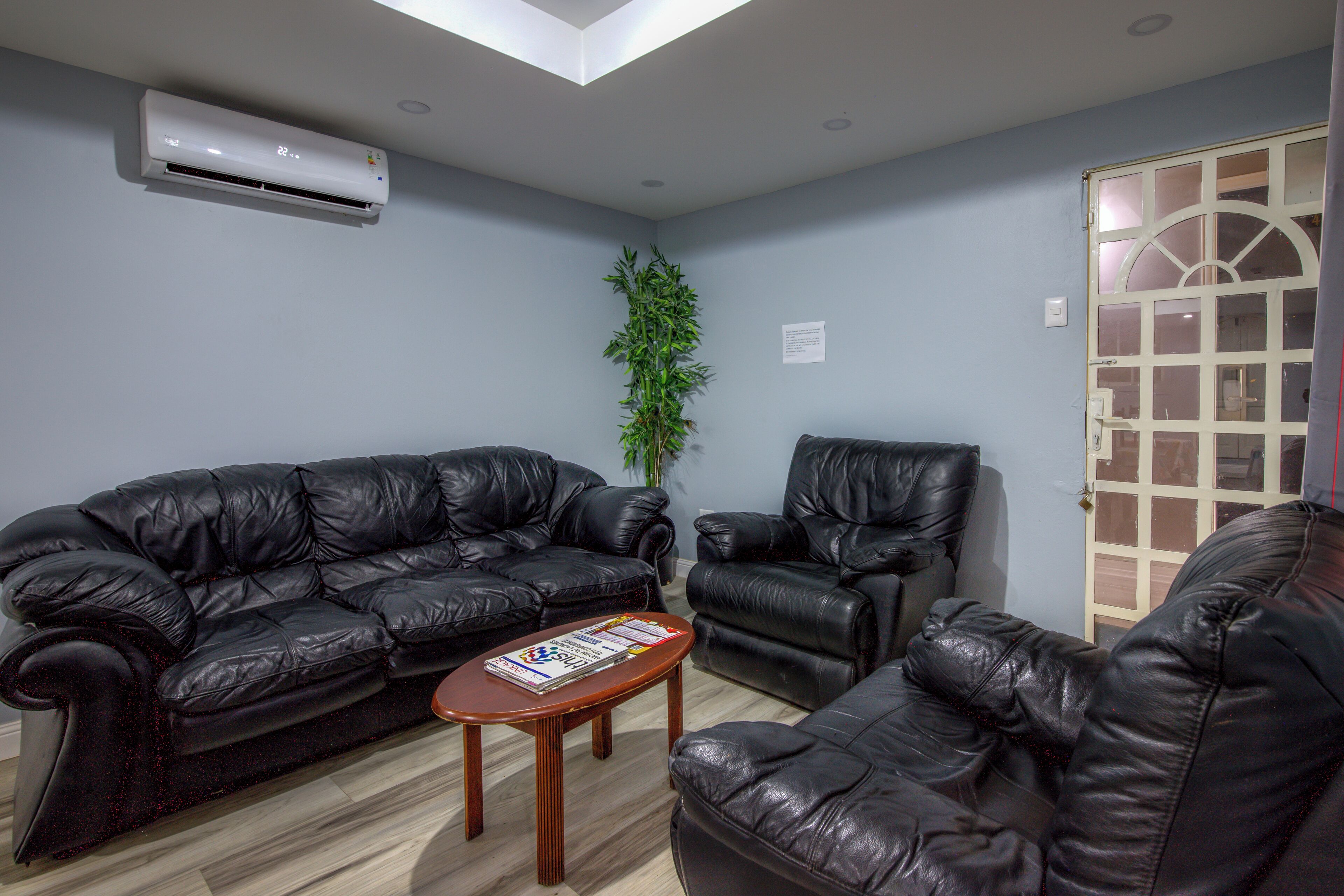 25-inch tv with satellite channels