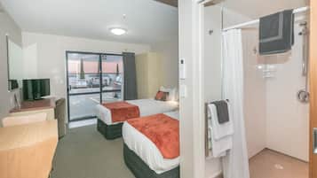 Standard Studio, 2 Twin Beds | Premium bedding, desk, blackout drapes, soundproofing