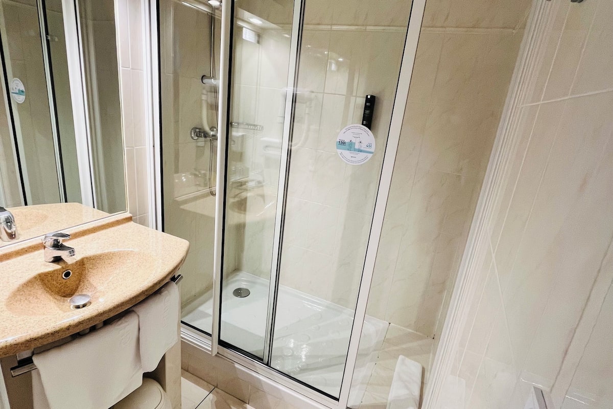 double room | premium bedding, pillow-top beds, desk, blackout curtains