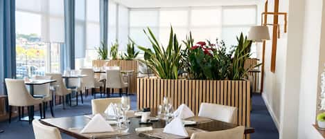 Frühstück, Mittagessen und Abendessen