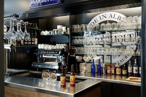 Bar (en la propiedad)