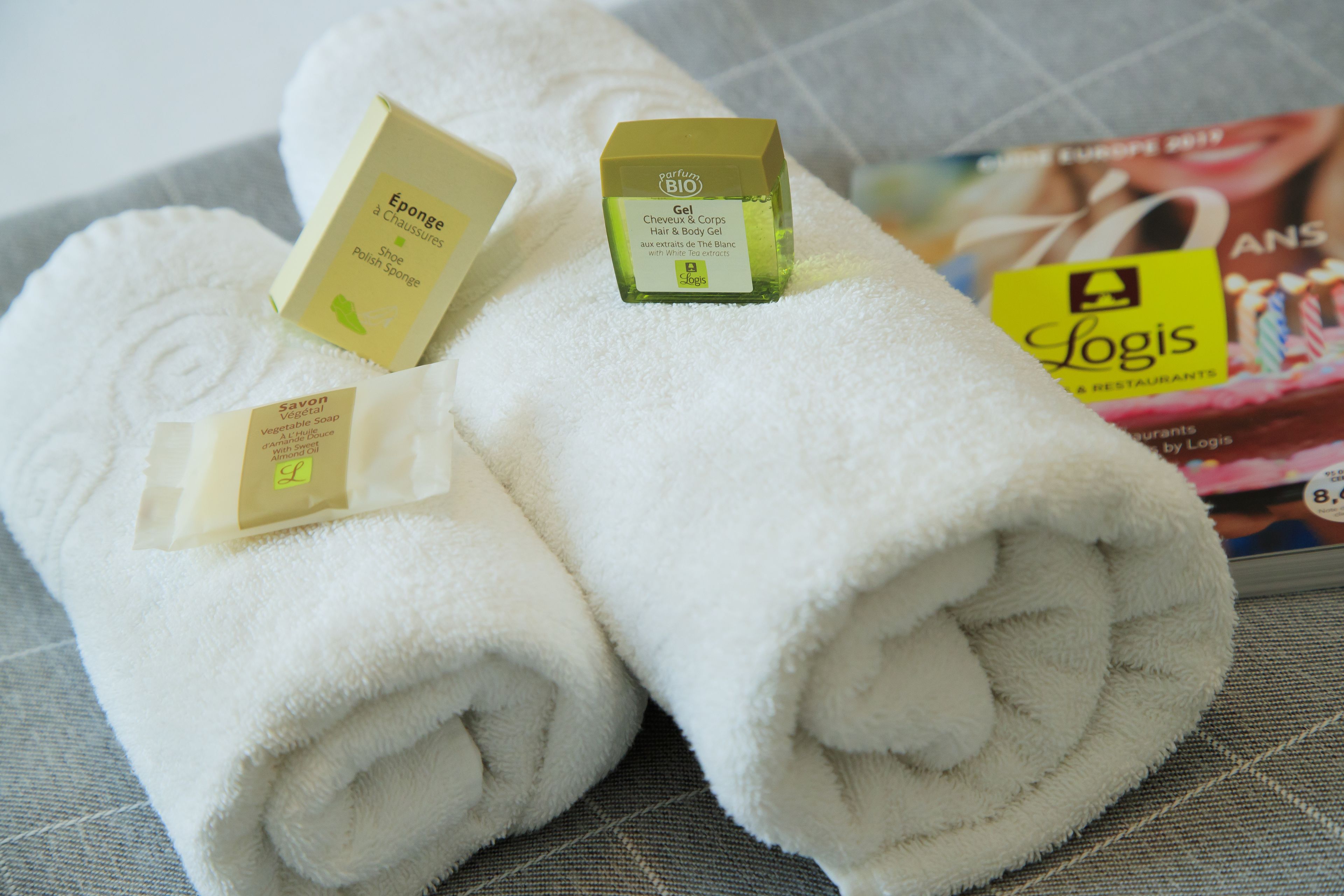 double room | bathroom amenities | free toiletries, hair dryer