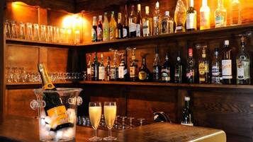 Bar (en la propiedad)