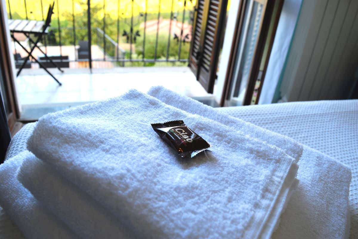 Room amenity