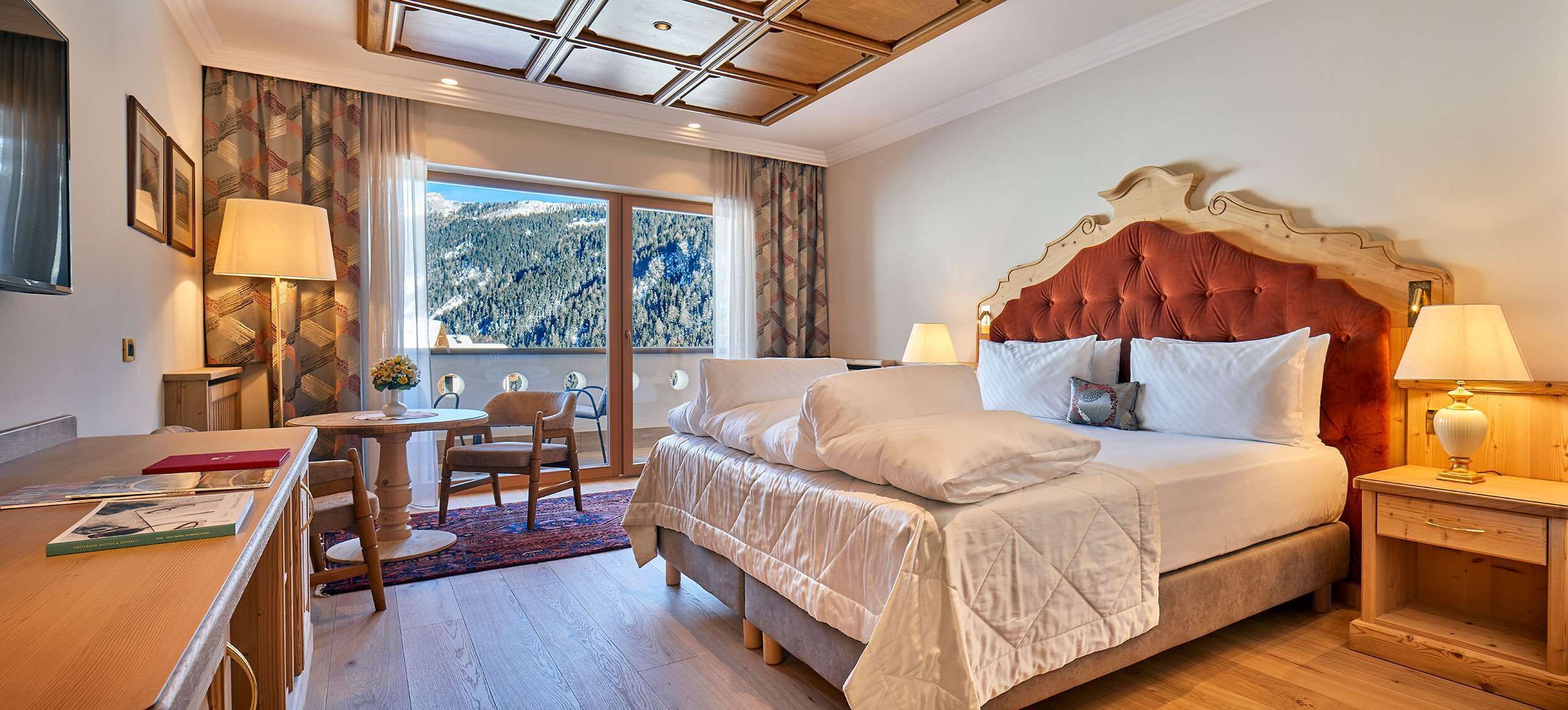 Egyptian cotton sheets, premium bedding, down duvets, minibar