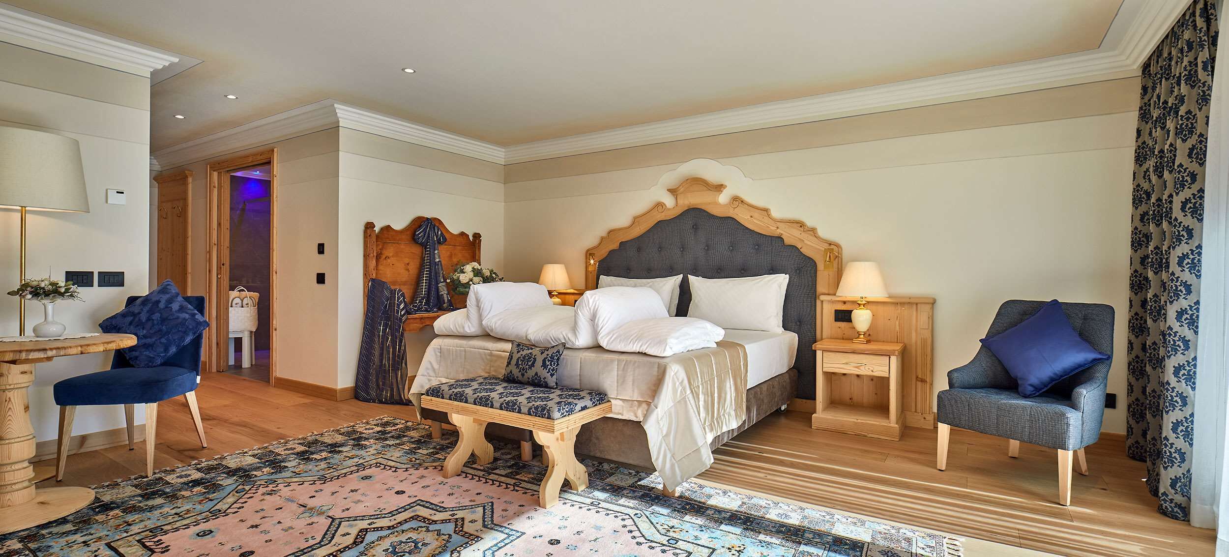 1 bedroom, egyptian cotton sheets, premium bedding, down duvets