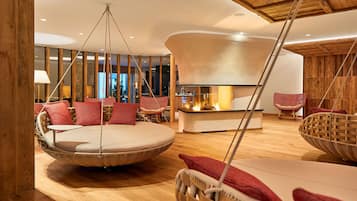 Sale per trattamenti di coppia, sauna, vasca idromassaggio, bagno turco