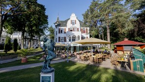 Luokittelematon kuva, 2 kautta 72, painike