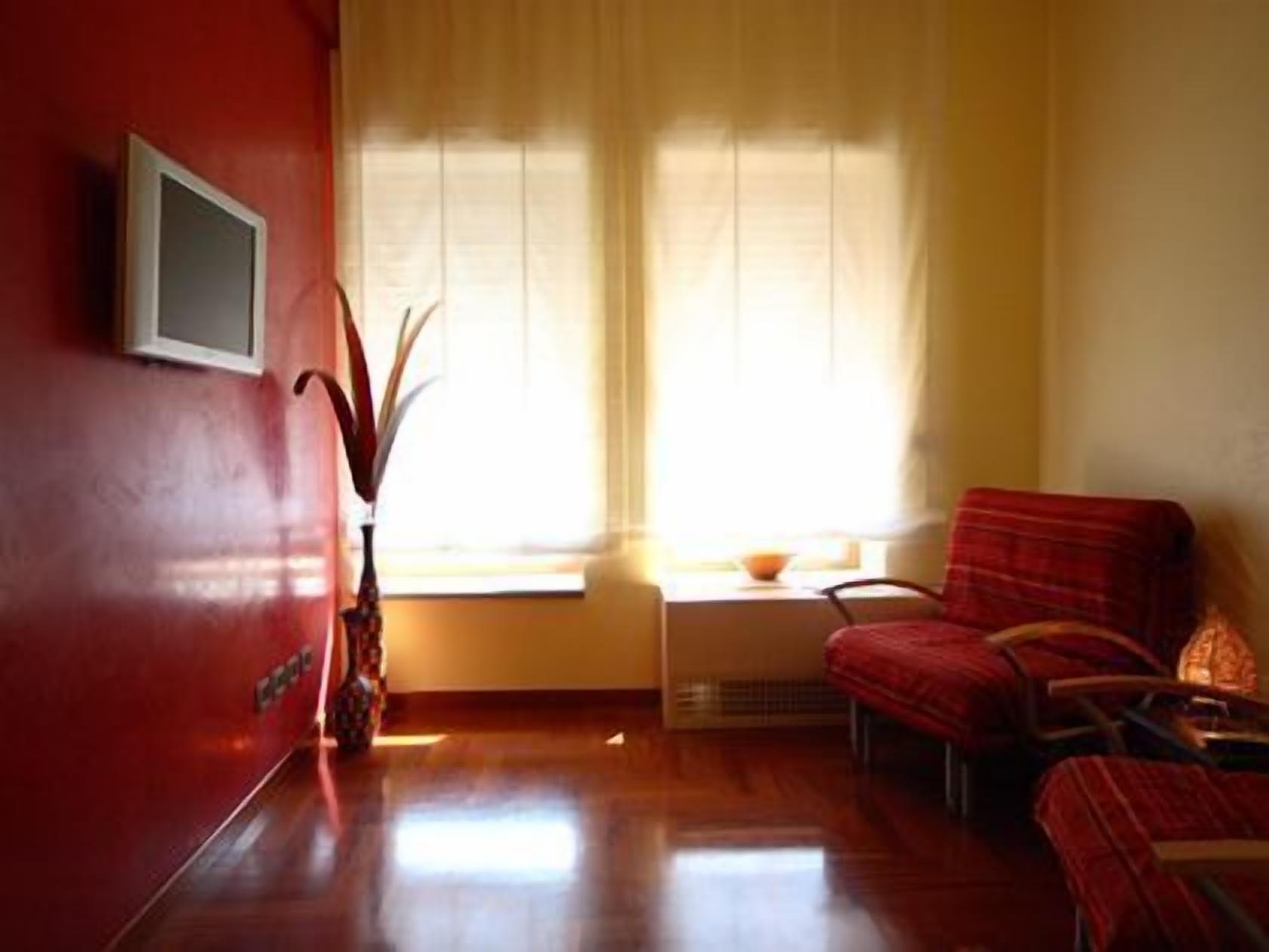 Junior Suite (4 people) | Living area | LCD TV