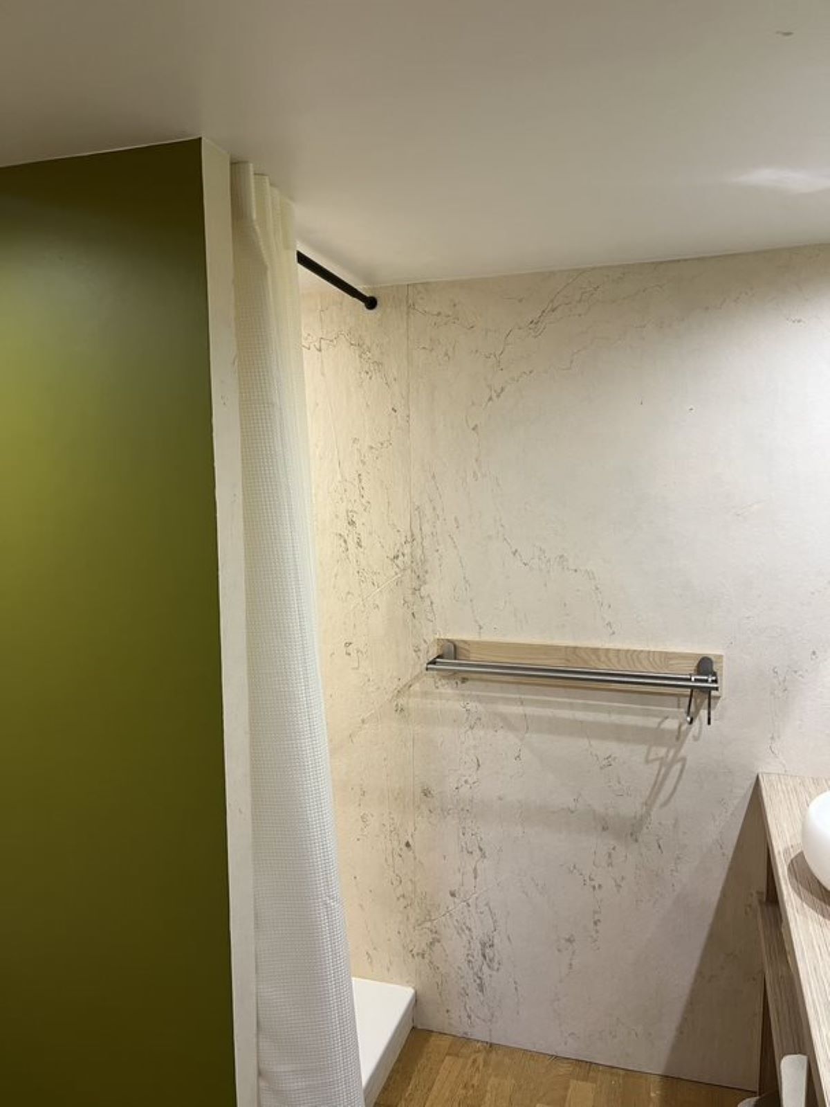 city apartment (12 minutes walking from main building) | bathroom | shower, eco-friendly toiletries, hair dryer, towels