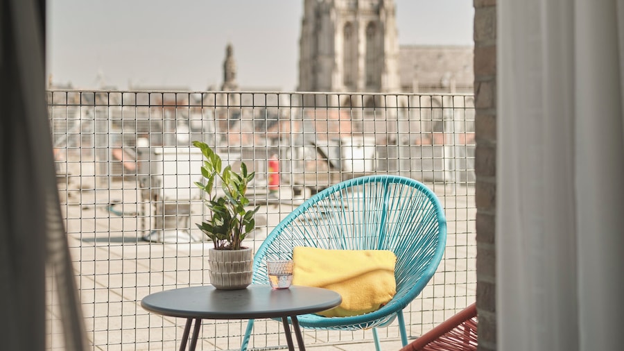 BANKS Antwerp