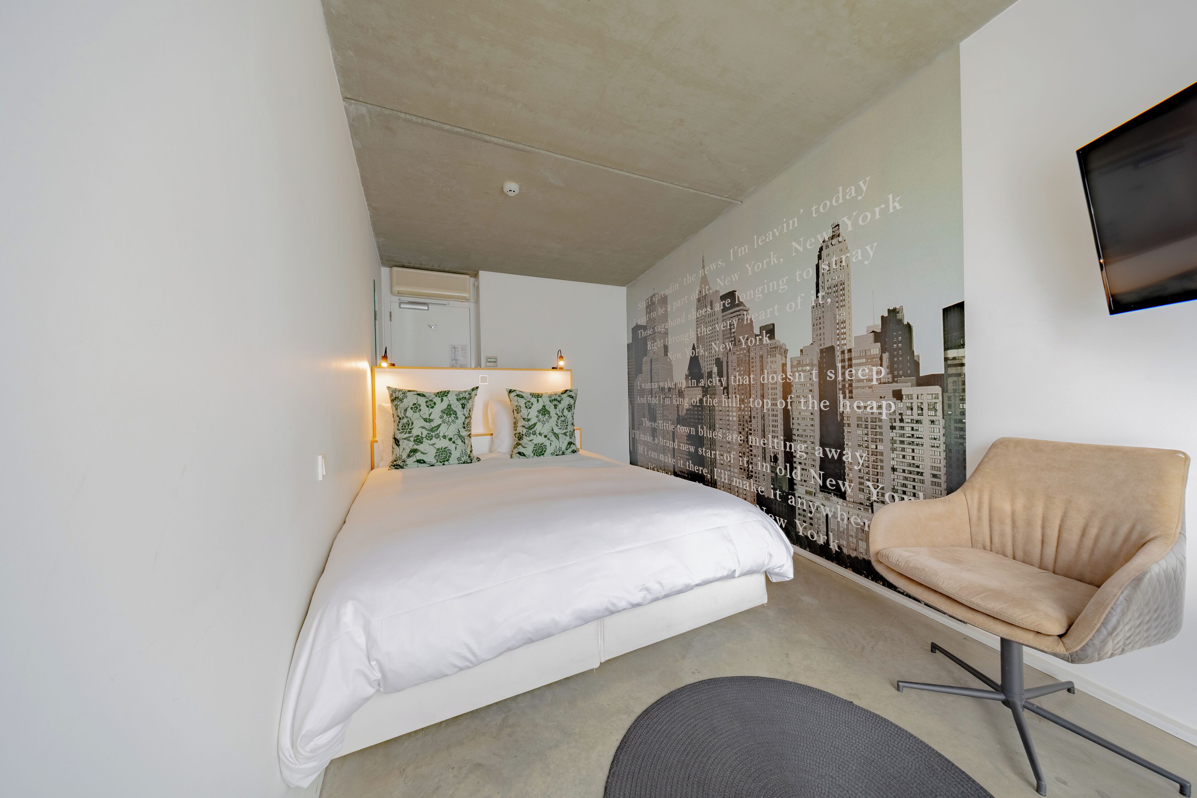 Photo - BANKS Antwerp