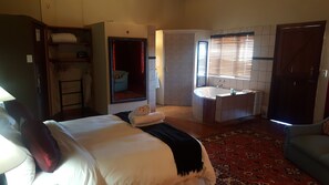 6 habitaciones, minibar y caja de seguridad en la habitación 