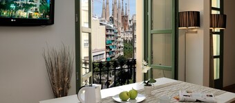 Apartments Hostemplo Suites