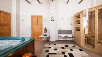 Sauna, hot tub, massages